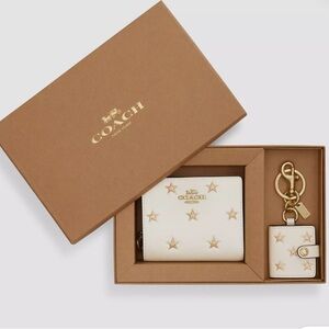 Coach Boxed Snap Wallet And Picture Frame Bag Charm With Star Print NWT CW950